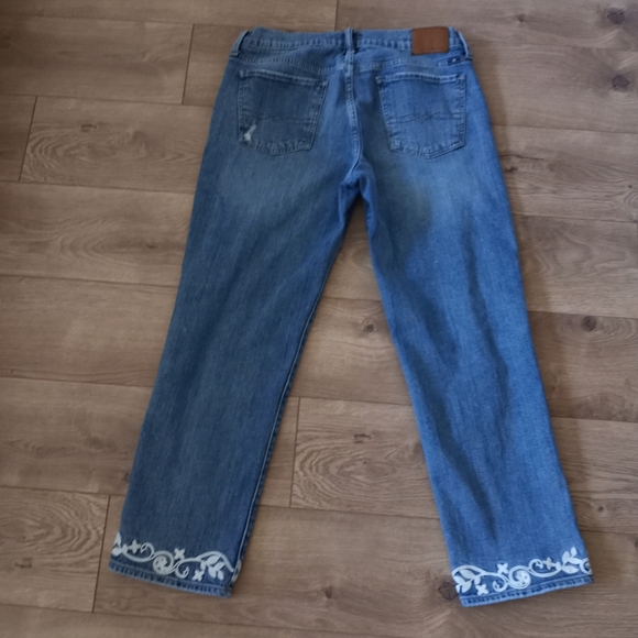 Lucky Brand Sweet Crop Jeans - Picture 5 of 10